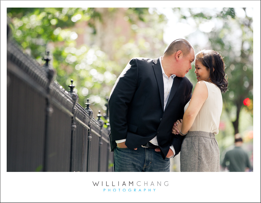 washington-square-park-engagement-photo-4