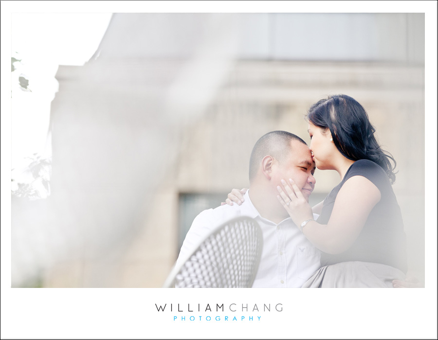 washington-square-park-engagement-photo-7