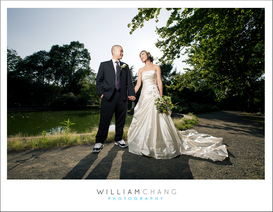 Snug-Harbor-Staten-Island-wedding-engagement-photo-5