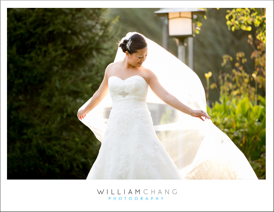 Crest Hollow Country Club Wedding Photos | Amy + Ross