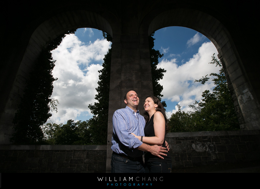 Fort-Tyron-Park-engagement-photos-04